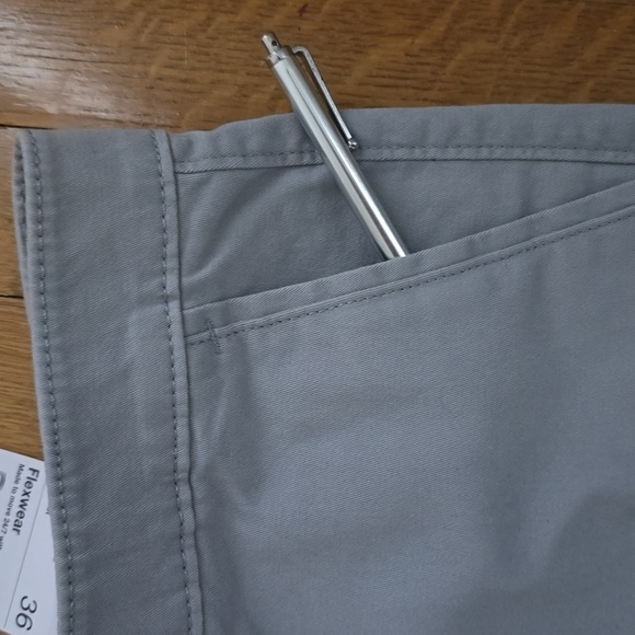 SONOMA BRAND MEN'S LIGHT GRAY FLAT FRONT SHORTS SIZE 36 - Picture 7 of 11